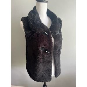 Cejon Black Fur Vest Toggle Button Lined Sz M Soft Faux Fur